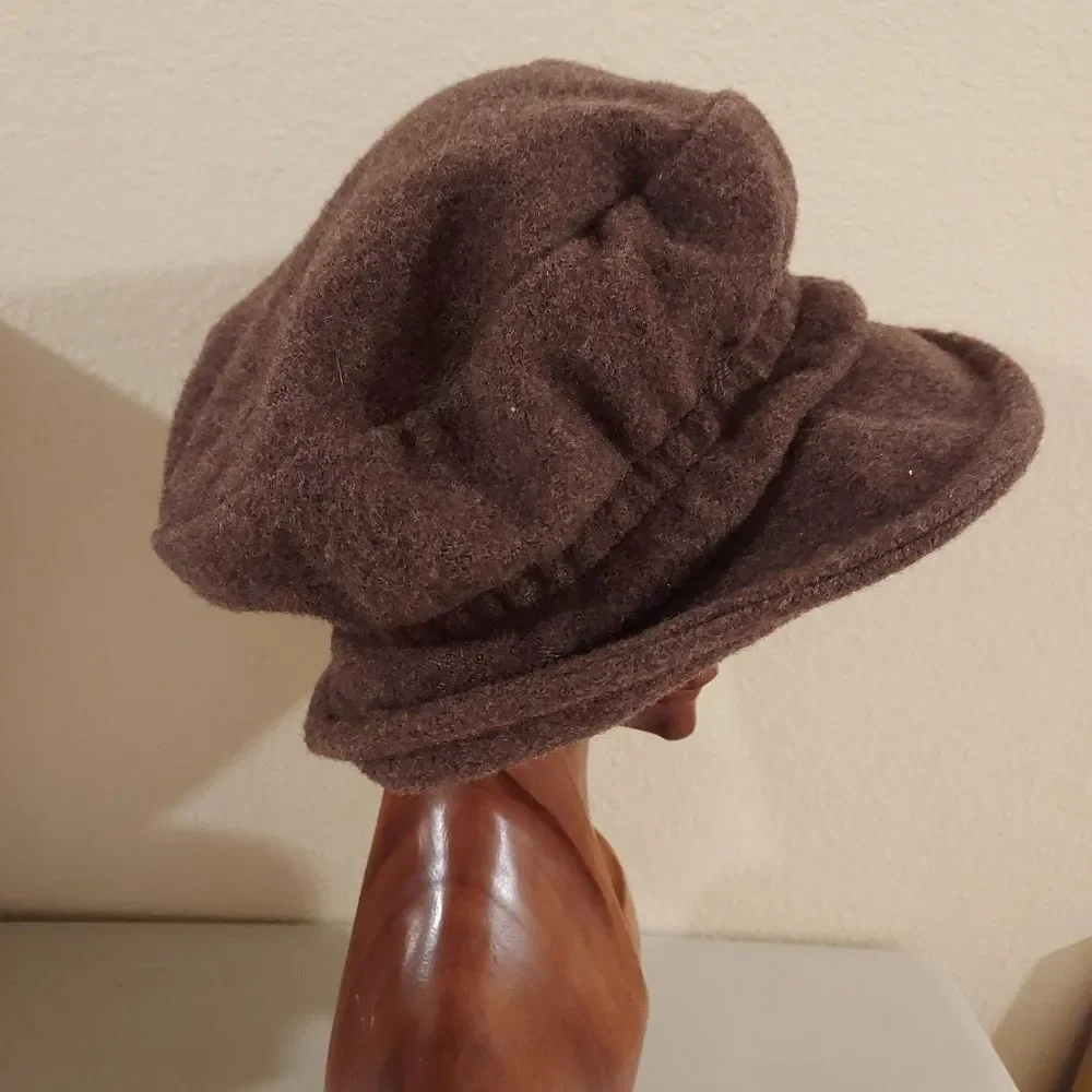 Slouchy Cloche Cap Hat Wool Blend Boho Hat Vintage Brown size M